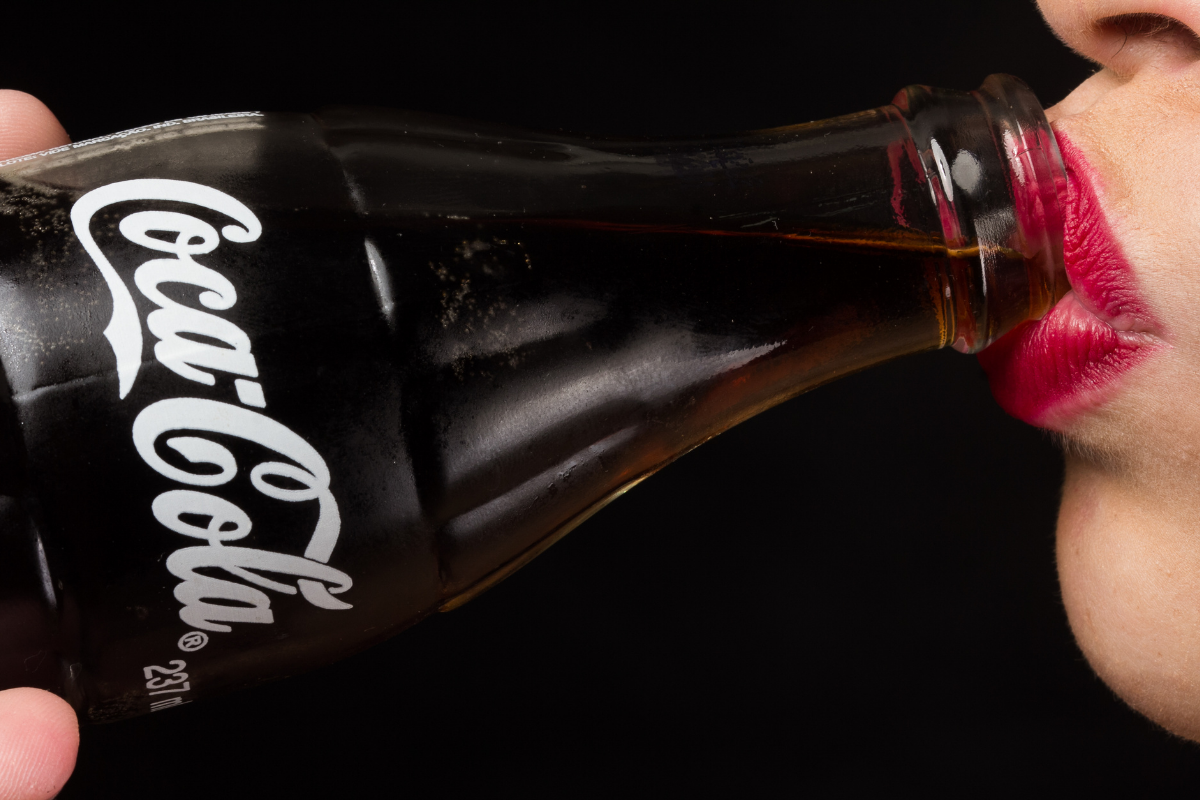 Czy coca-cola zero jest zdrowa i czy tuczy – wszystko, co warto o niej wiedzieć