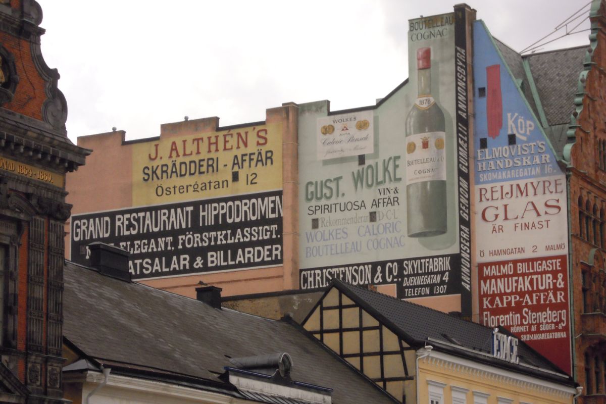 Czym wyróżniają się nowoczesne banery reklamowe? Wrocław stawia na efektowne instalacje